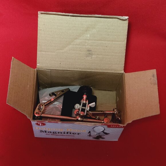 SE Helping Hand Magnifier Magnifying Glass 4X Magnification MZ201 - Picture 8 of 11